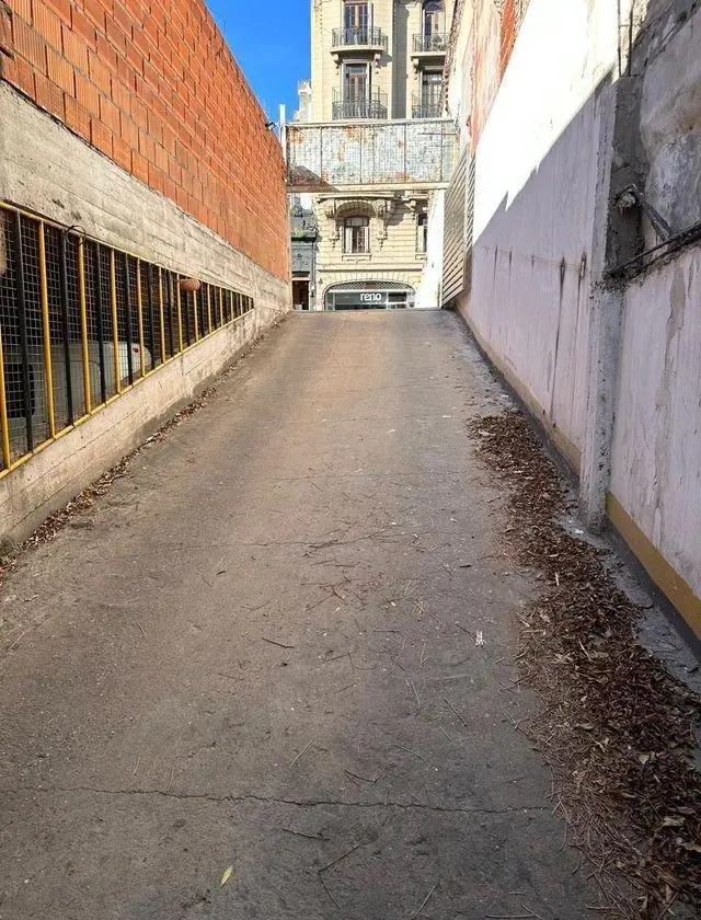 Cochera - Corrientes 390 5