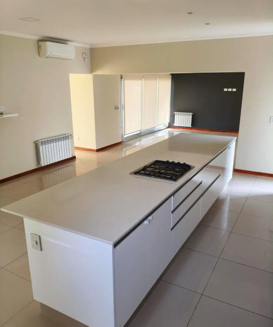 Casa 3 dormitorios - Puerto Roldan 4