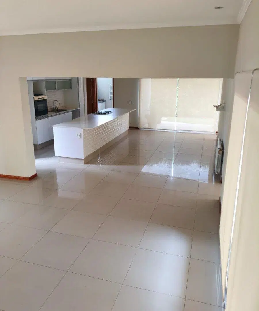 Casa 3 dormitorios - Puerto Roldan 2
