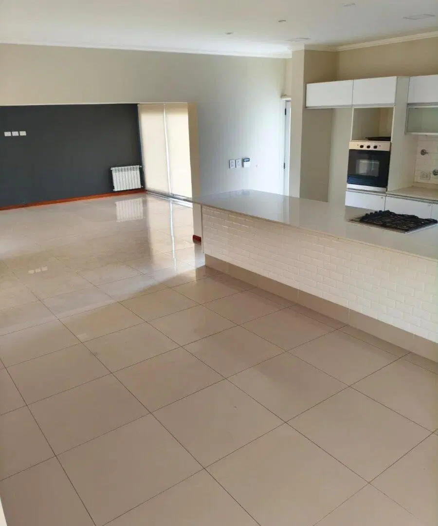 Casa 3 dormitorios - Puerto Roldan 3