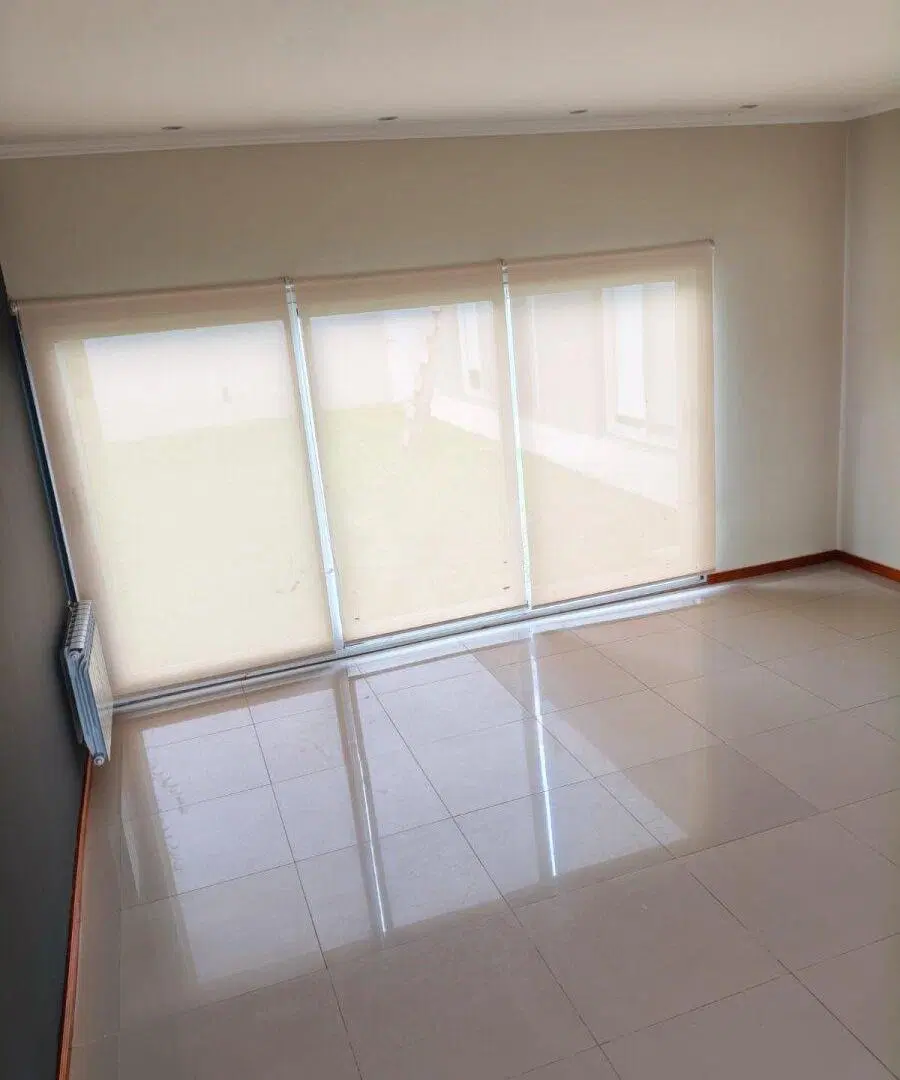 Casa 3 dormitorios - Puerto Roldan 5