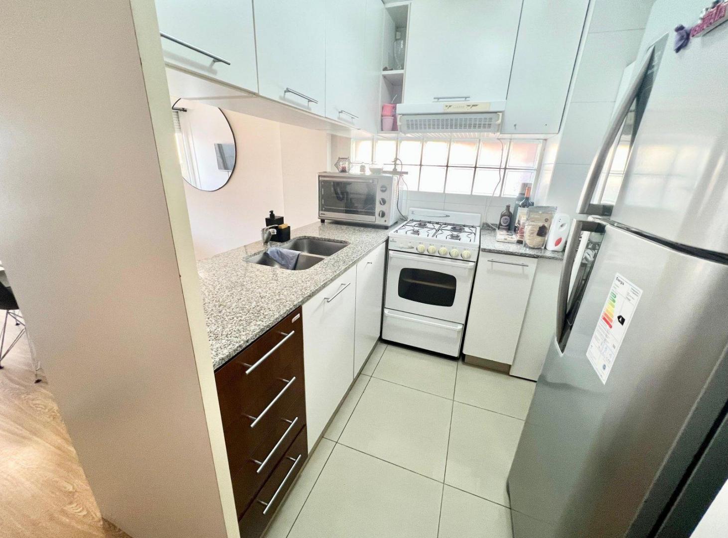 Foto de Departamento de 1 dormitorio con cochera - 9 de Julio 2332, imagen 2
