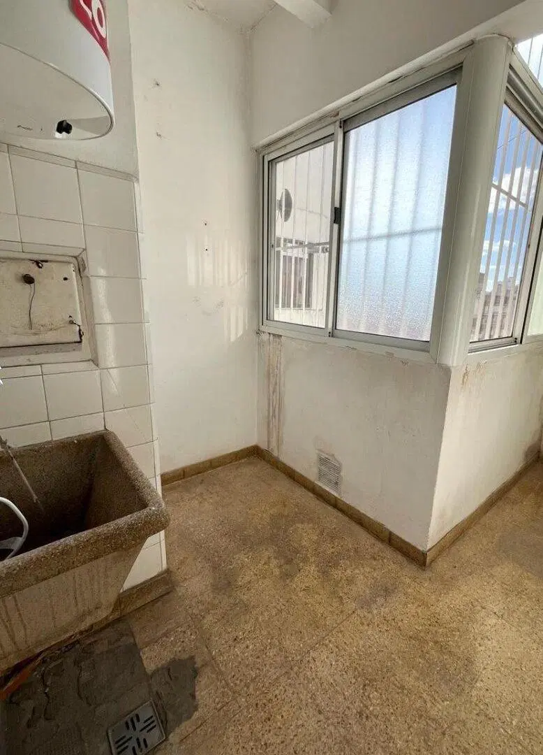 Departamento de 3 dormitorios - España 771 1