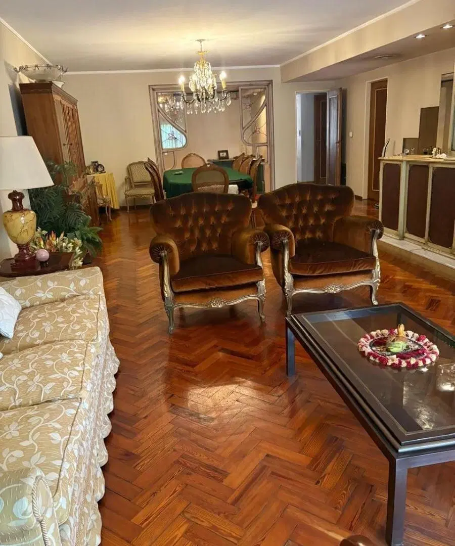 Piso de 5 dormitorios - Pelllegrini 1500 5