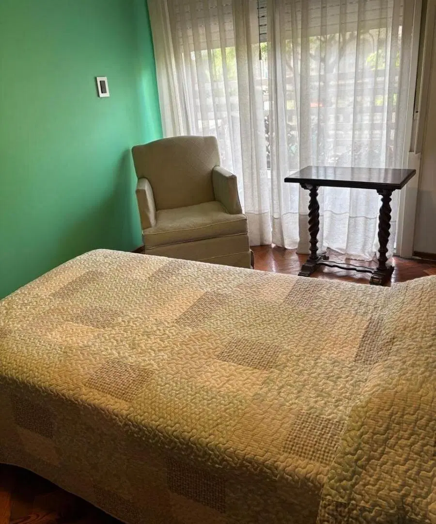 Piso de 5 dormitorios - Pelllegrini 1500 8