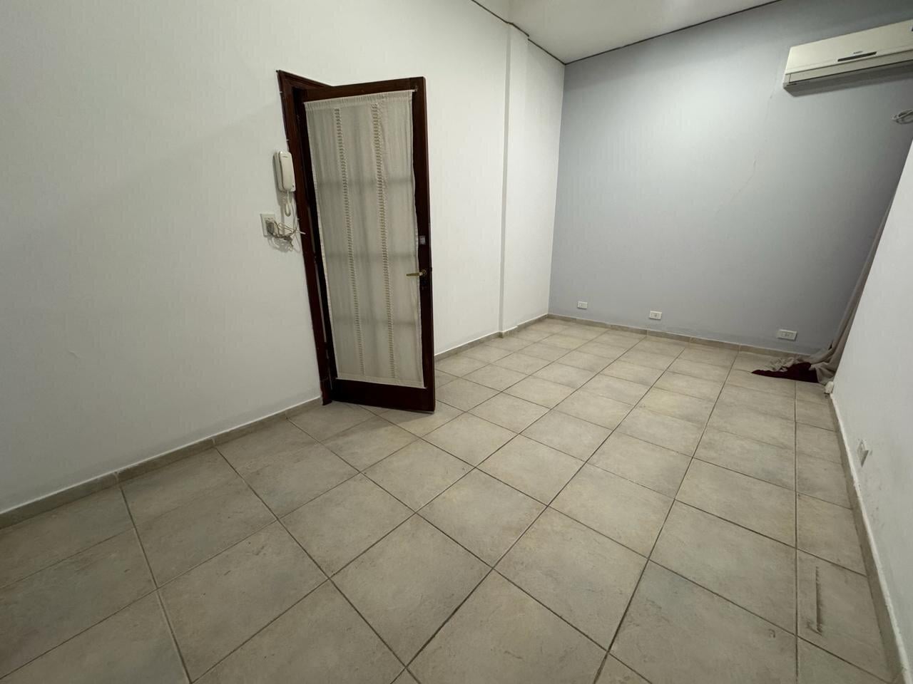Foto de Oficina - Maipu 575 PB, imagen 1