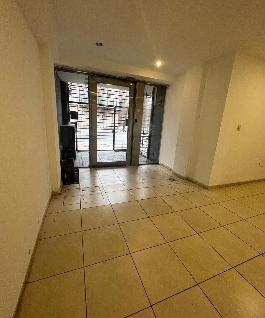 Foto de Departamento de 1 dormitorio - Santa Fe 2644, imagen 2