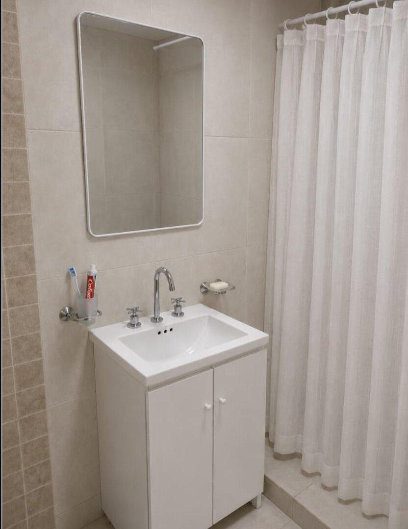 Foto de Departamento de 1 dormitorio - Santa Fe 2644, imagen 4