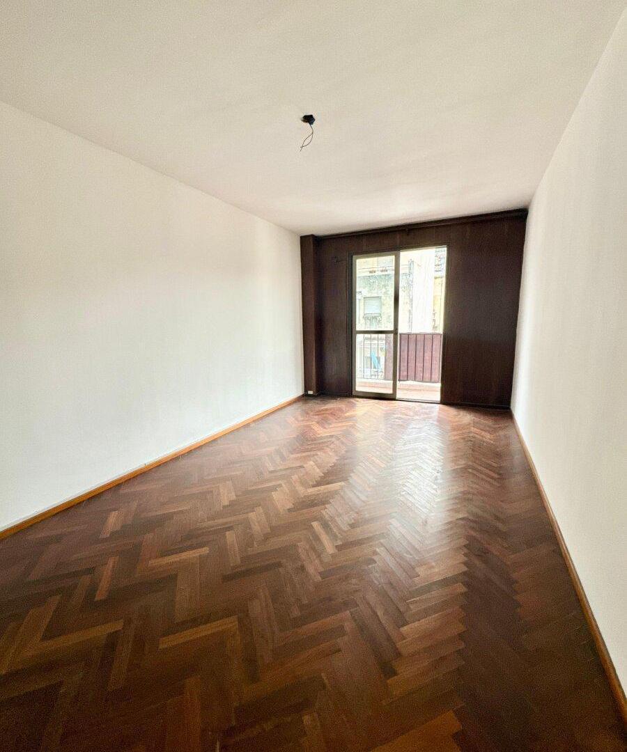 Foto de Departamento dos dormitorios - Santa Fe 1462, imagen 1