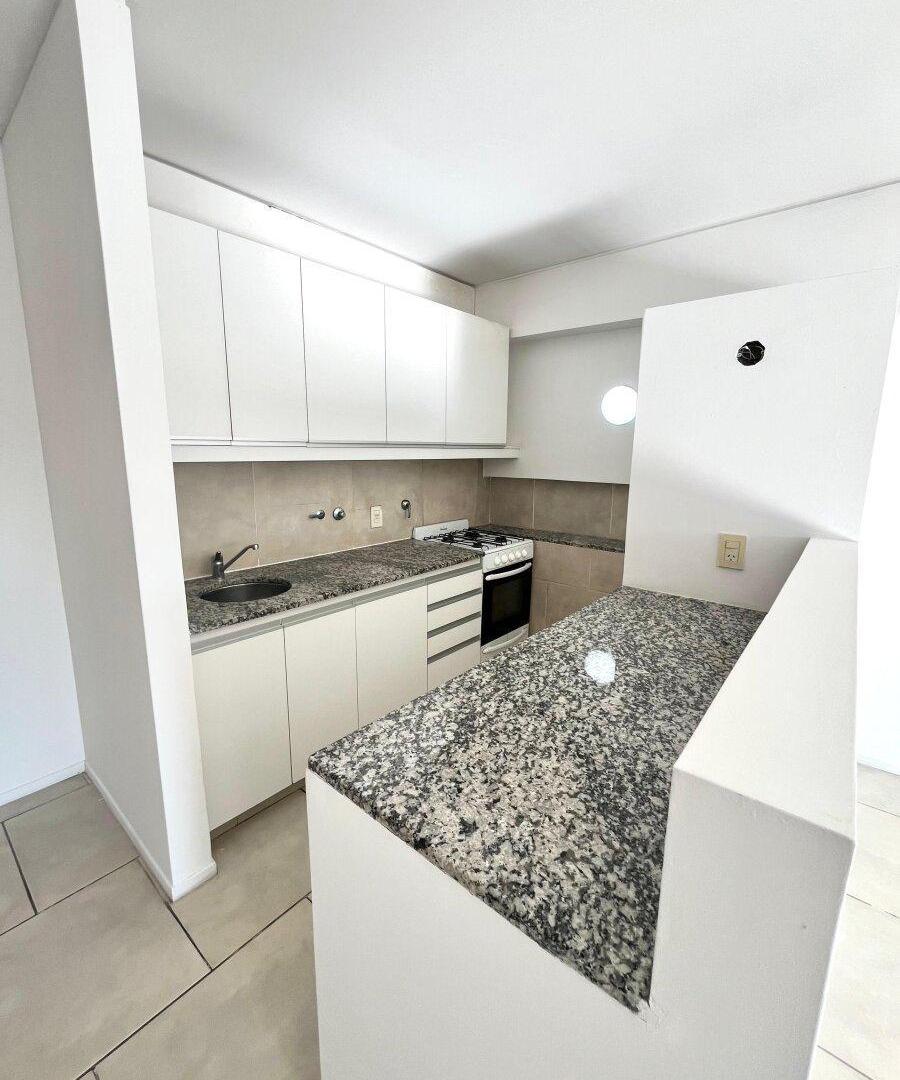 Foto de Departamento de 1 dormitorio - Av. Francia 1262, imagen 3
