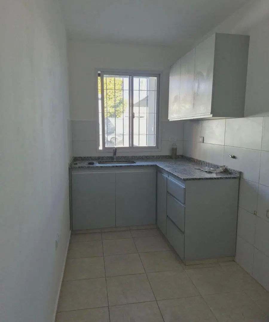 Casa en Alquiler – Barrio Cerro Chico 4