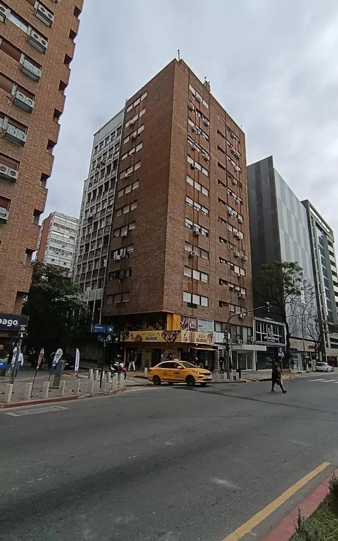 B° Centro | 1 dormitorio | 1er piso Frente |Ubicación estratégica | Apto crédito 4