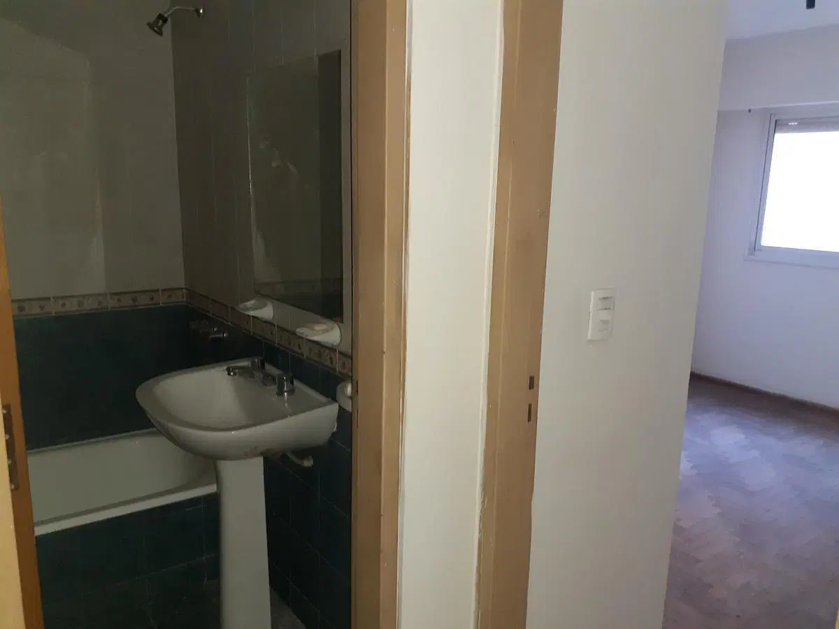 Bv Illia | Balcón, 1 Dor, 2 placares y living amplio. 5