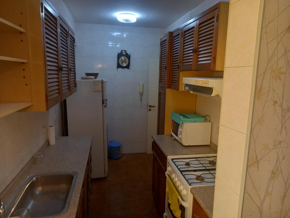 3 AMBIENTES CON DEP. EXTERNO RIVADAVIA Y SANTA FE