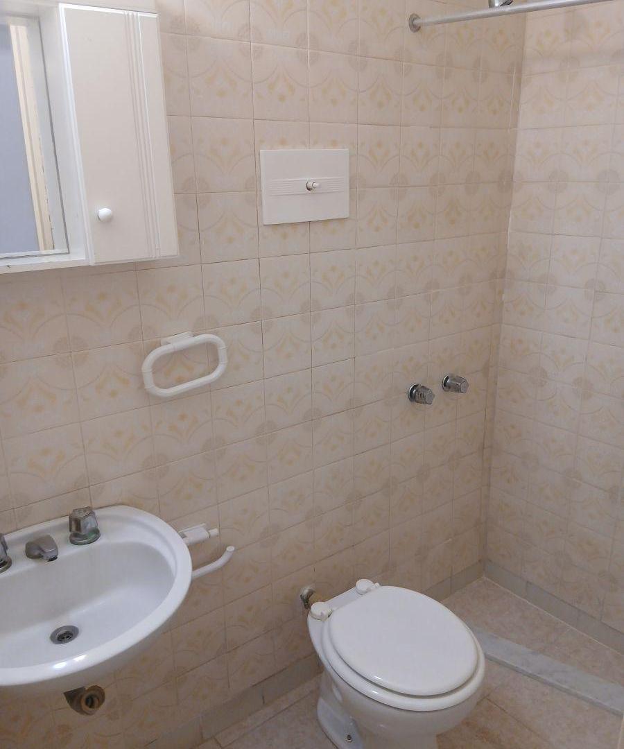 Foto de 3 AMBIENTES LA PERLA SEMIPISO ( EXPENSAS INCLUIDAS), imagen 4