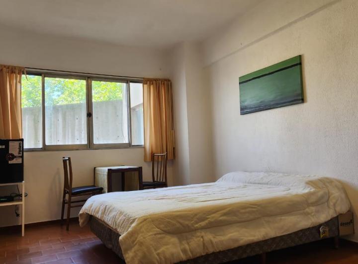SE VENDE DEPARTAMENTO 1 AMBIENTE, EN LO MEJOR DEL CENTRO. MAR DEL PLATA 5