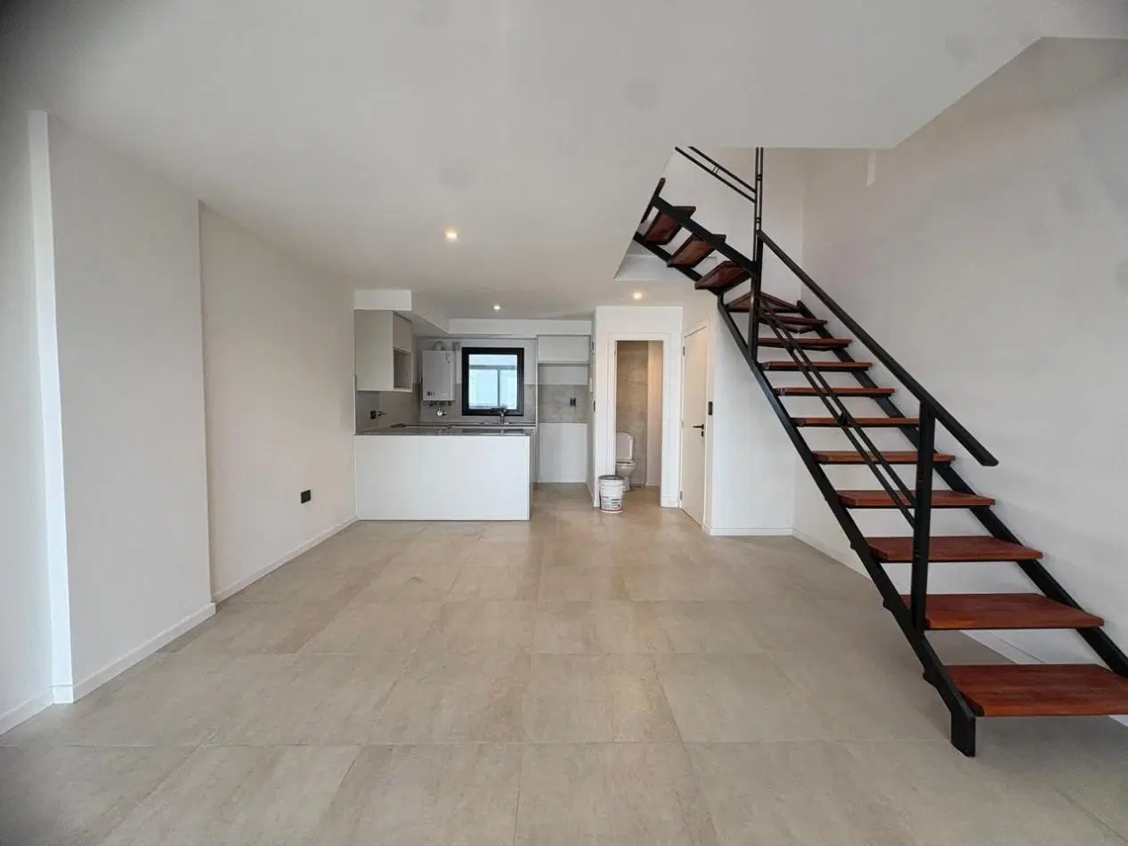 SE VENDE DUPLEX 3 AMBIENTES A ESTRENAR ZONA ALDRE/ GUEMES CON PARRILLA Y AMENITIES 2