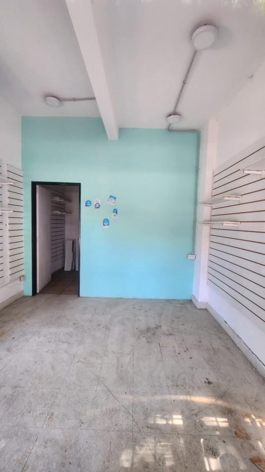 Foto de SE ALQUILA LOCAL 30 m2 REMODELADO EN FLORES FLORESTA CABA, imagen 1