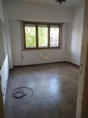 Foto de OPORTUNIDAD PISO 6 AMB ZONA CENTRO, imagen 3