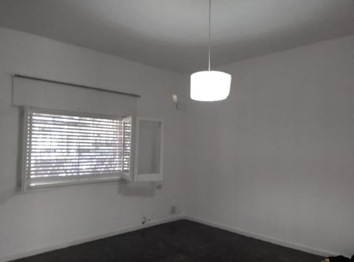 Dueña alquila casa Lomas de Zamora centro $ 950 mil 5