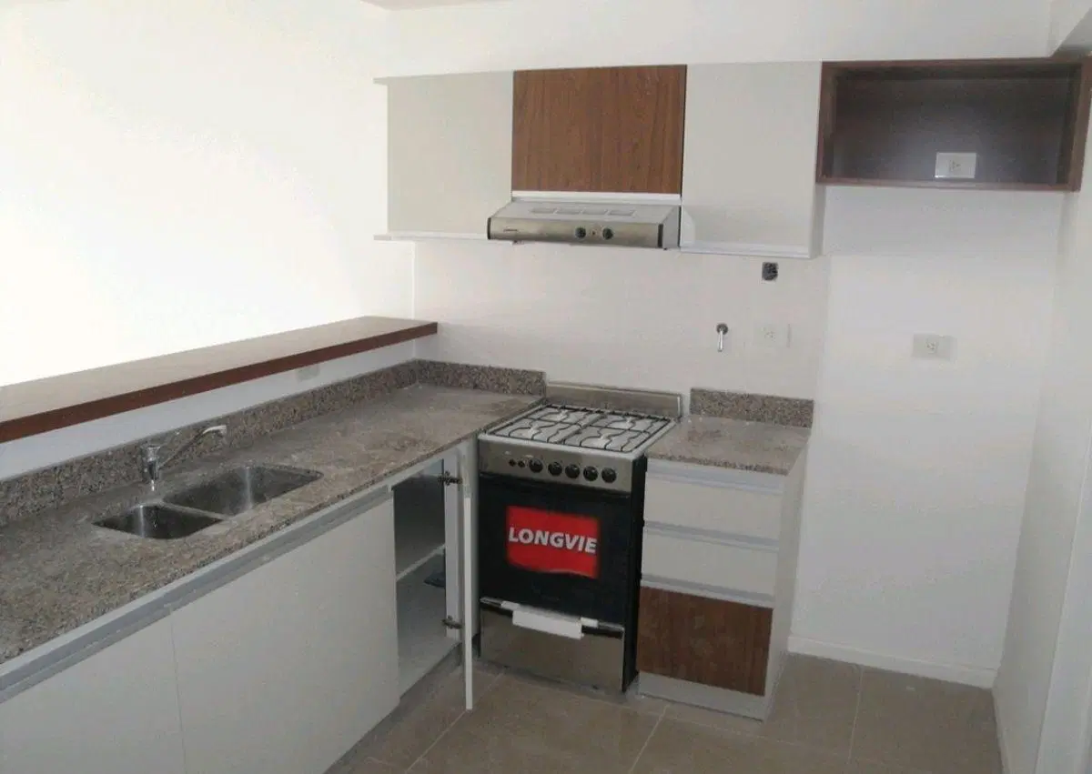 Alquiler amplio Monoambiente 4