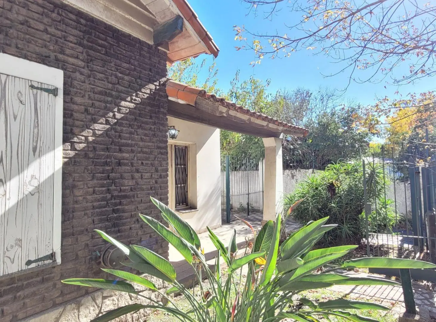 Casa en Alquiler ( Comercial ) 2