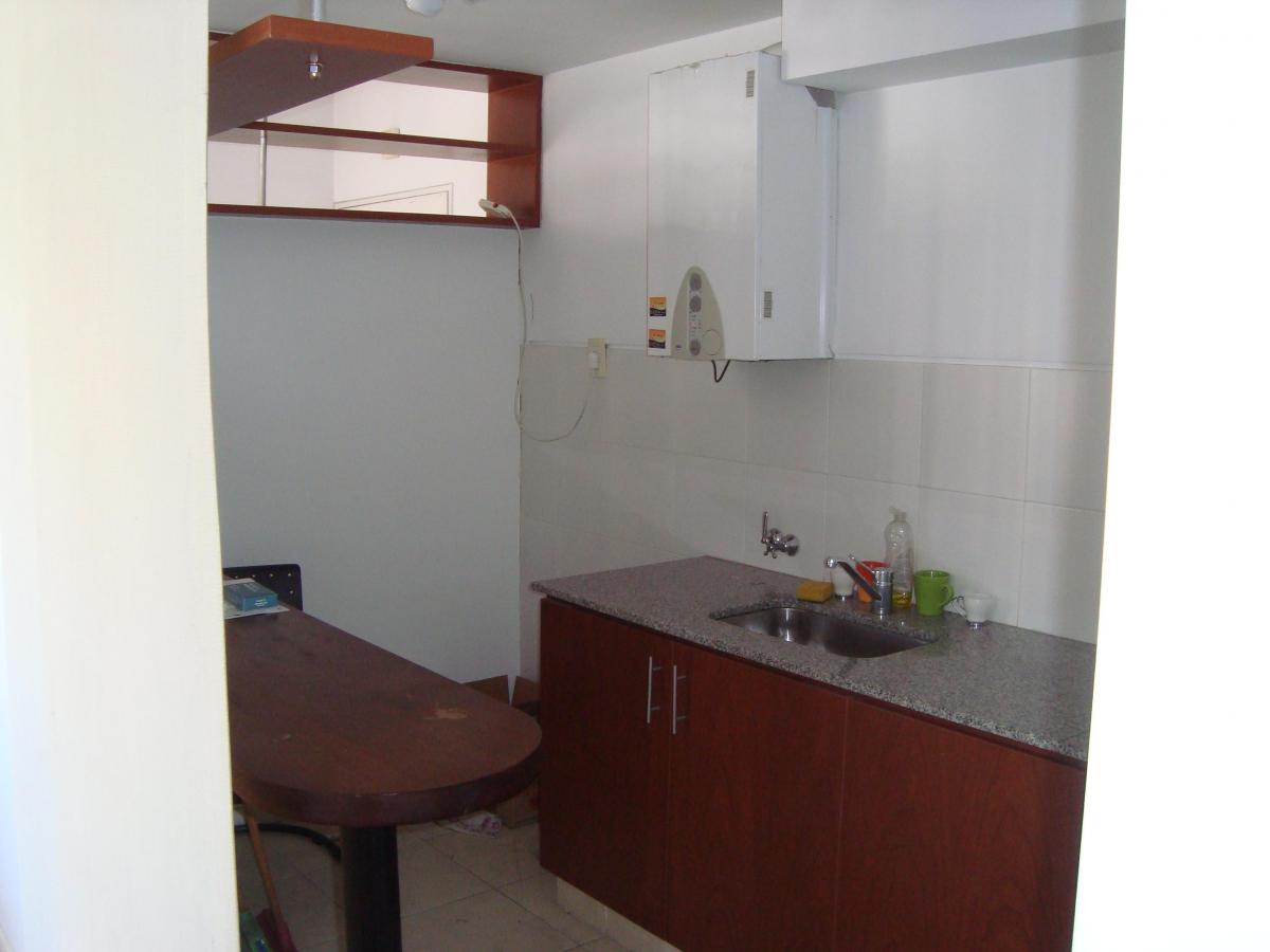 Foto de Departamento 2 amb. c/ balcon ctrafrente, luminoso, ap/prof. pque, imagen 4