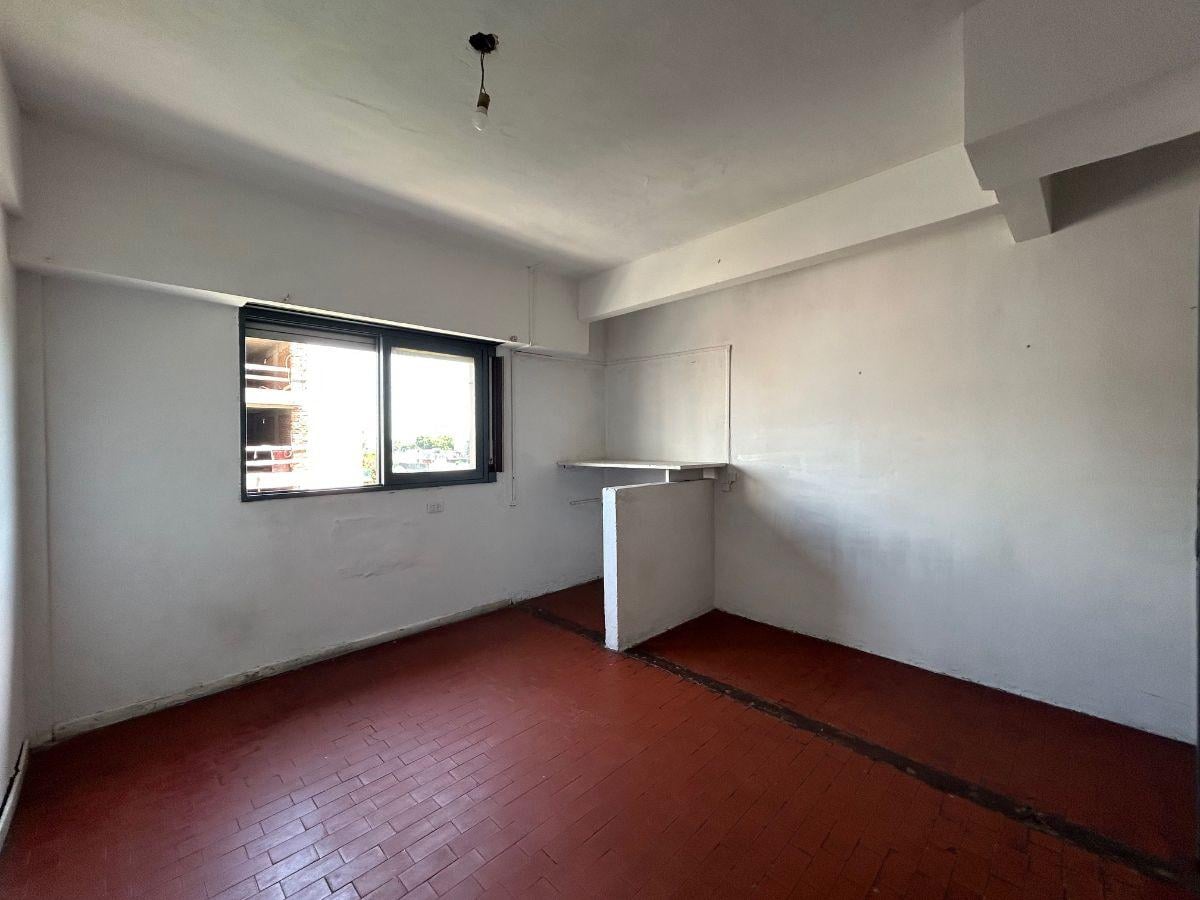 Departamento de 22 m² en venta en Villa Crespo a Refaccionar
