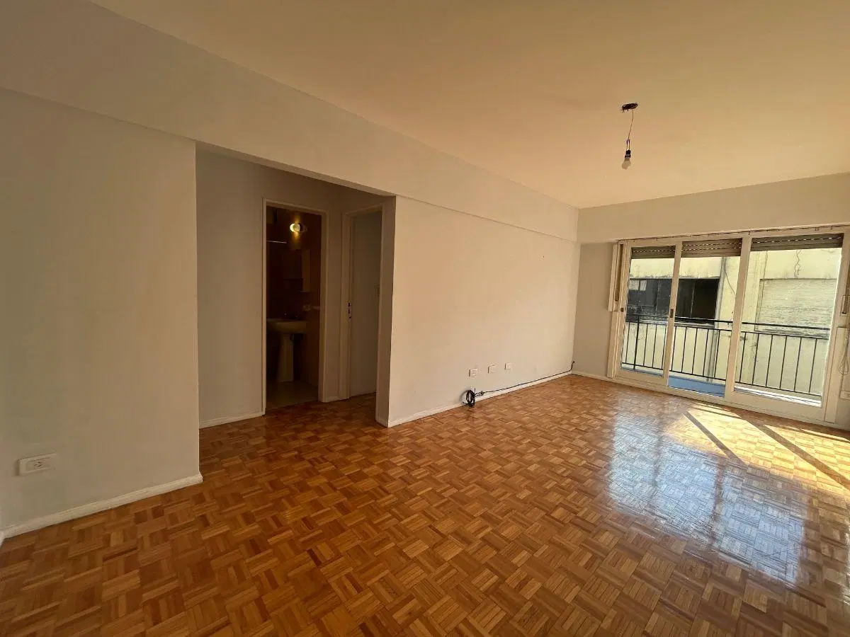 Alquiler Departamento 2 ambientes con Balcon. Moserrat Centro 5