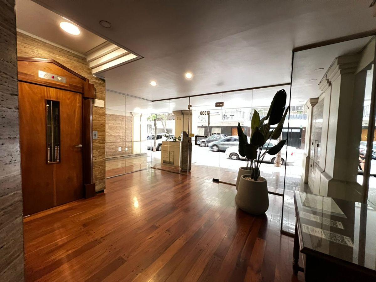 Foto de Venta Piso 197 m2 totales. 5 Ambientes con dependencia baulera y, imagen 1