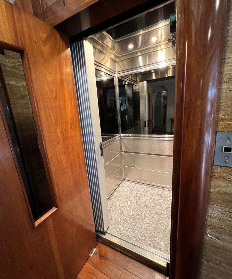 Foto de Venta Piso 197 m2 totales. 5 Ambientes con dependencia baulera y, imagen 4
