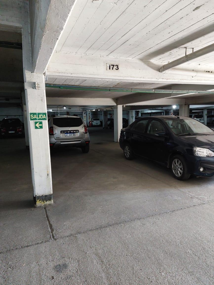 Vendo Departamento 4 Dorm.. Balcón. Edificio Alas 1