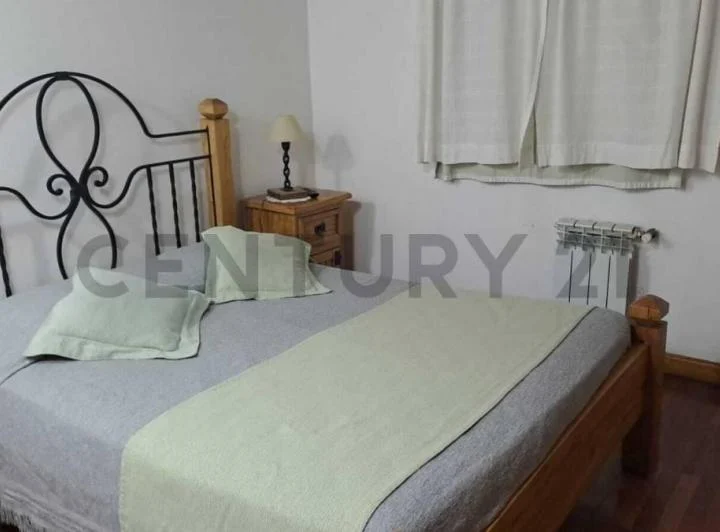 VENTA CASA SAN MARTIN DE LOS ANDES. CASCO CENTRICO 5