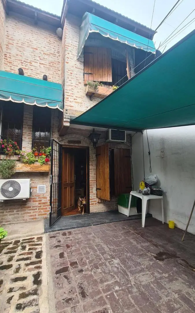 Duplex 3 ambientes con 2 Baños en Ballester 1