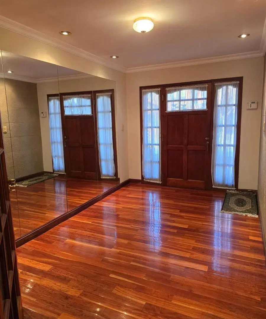 Enorme casa 6 ambientes con gran quincho y pileta sobre terreno de 750 m2 en Villa Ballester 3