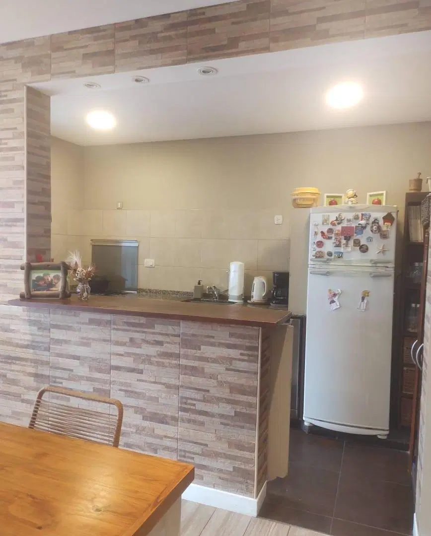PH 4 ambientes de 100 m2 sobre Alvear a 1 cuadra estacion Ballester 5