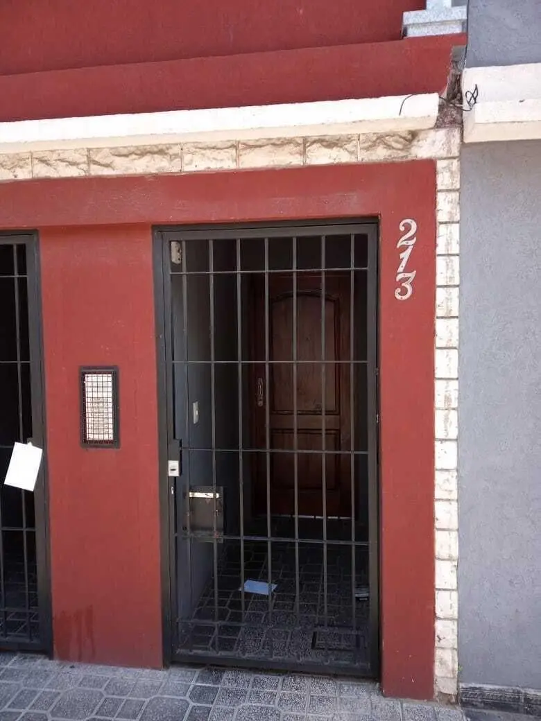 Departamento PH  en Alquiler en Avellaneda, G.B.A. Zona Sur, Argentina 2