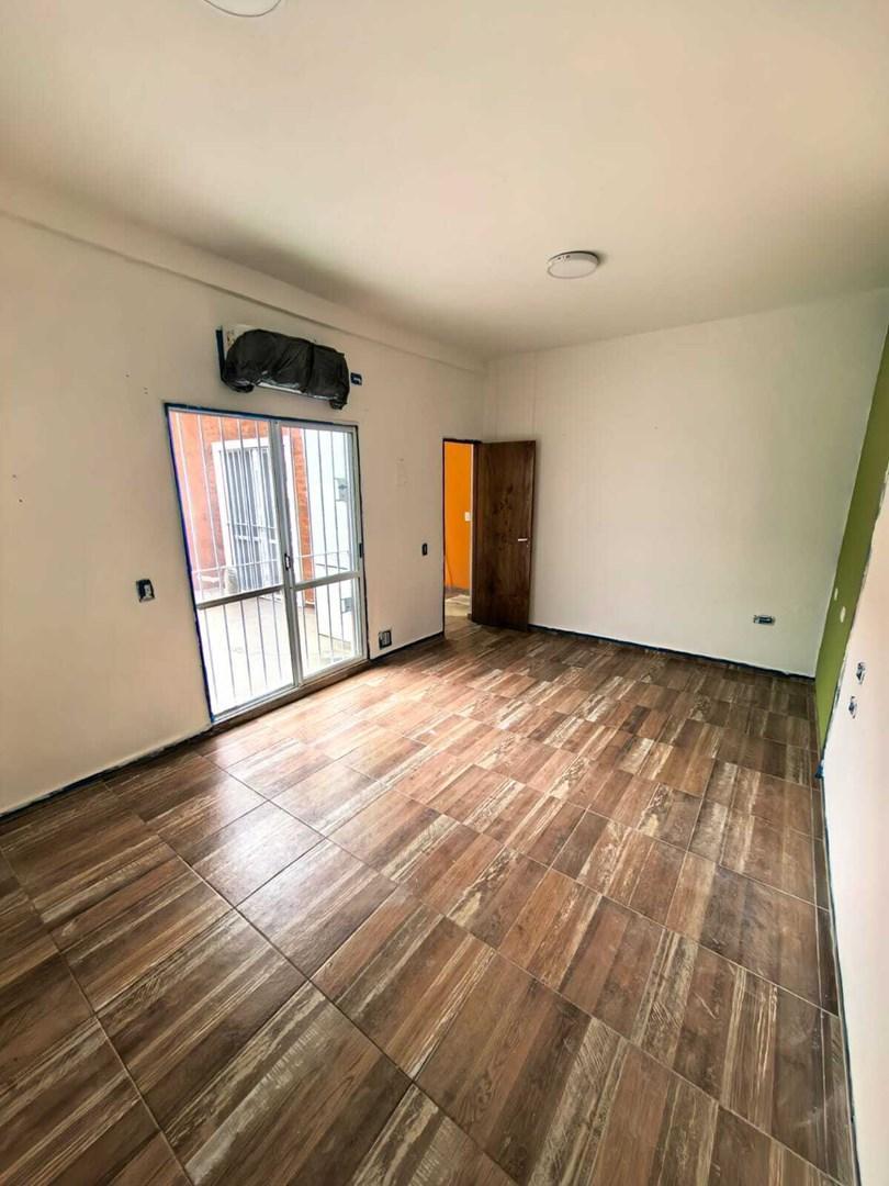 Foto de Departamento PH en Alquiler en Avellaneda, G.B.A. Zona Sur, Argentina, imagen 3