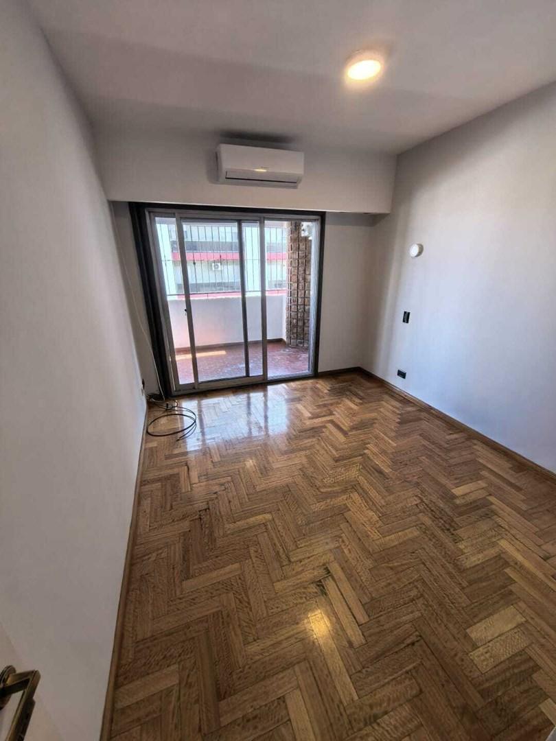 Foto de Departamento Semipiso en Alquiler en Avellaneda, G.B.A. Zona Sur, imagen 3