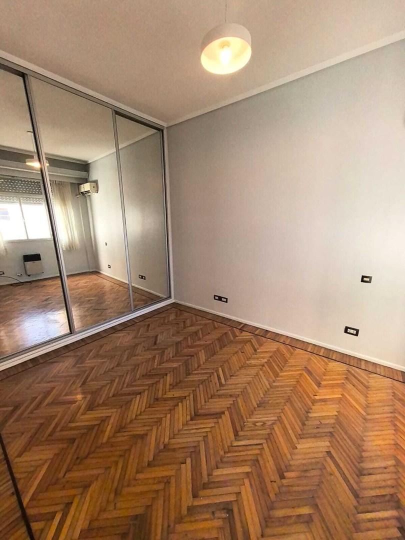 Foto de Departamento Semipiso en Alquiler en Avellaneda, G.B.A. Zona Sur, imagen 3