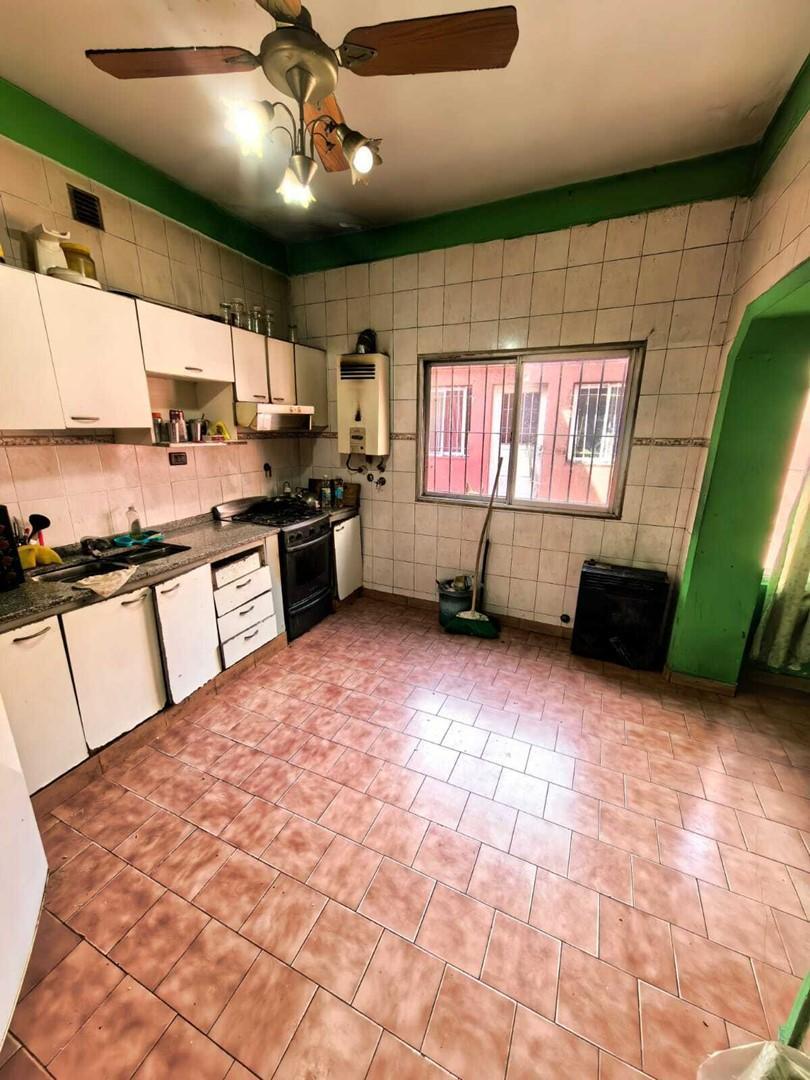 Foto de Casa en Venta en Avellaneda, G.B.A. Zona Sur, Argentina, imagen 2