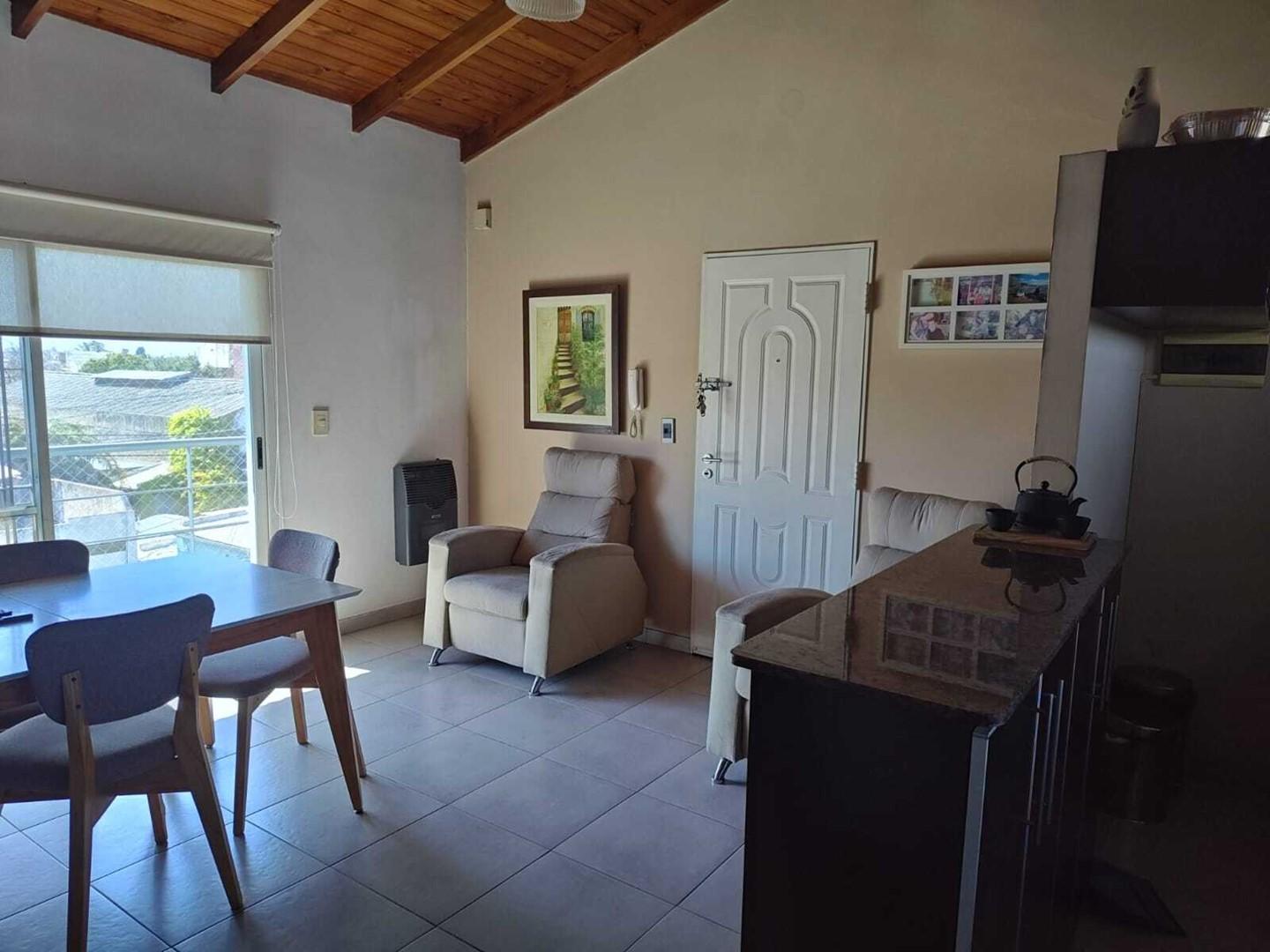 Foto de Departamento en Venta ubicado en Lanús, G.B.A. Zona Sur, imagen 2