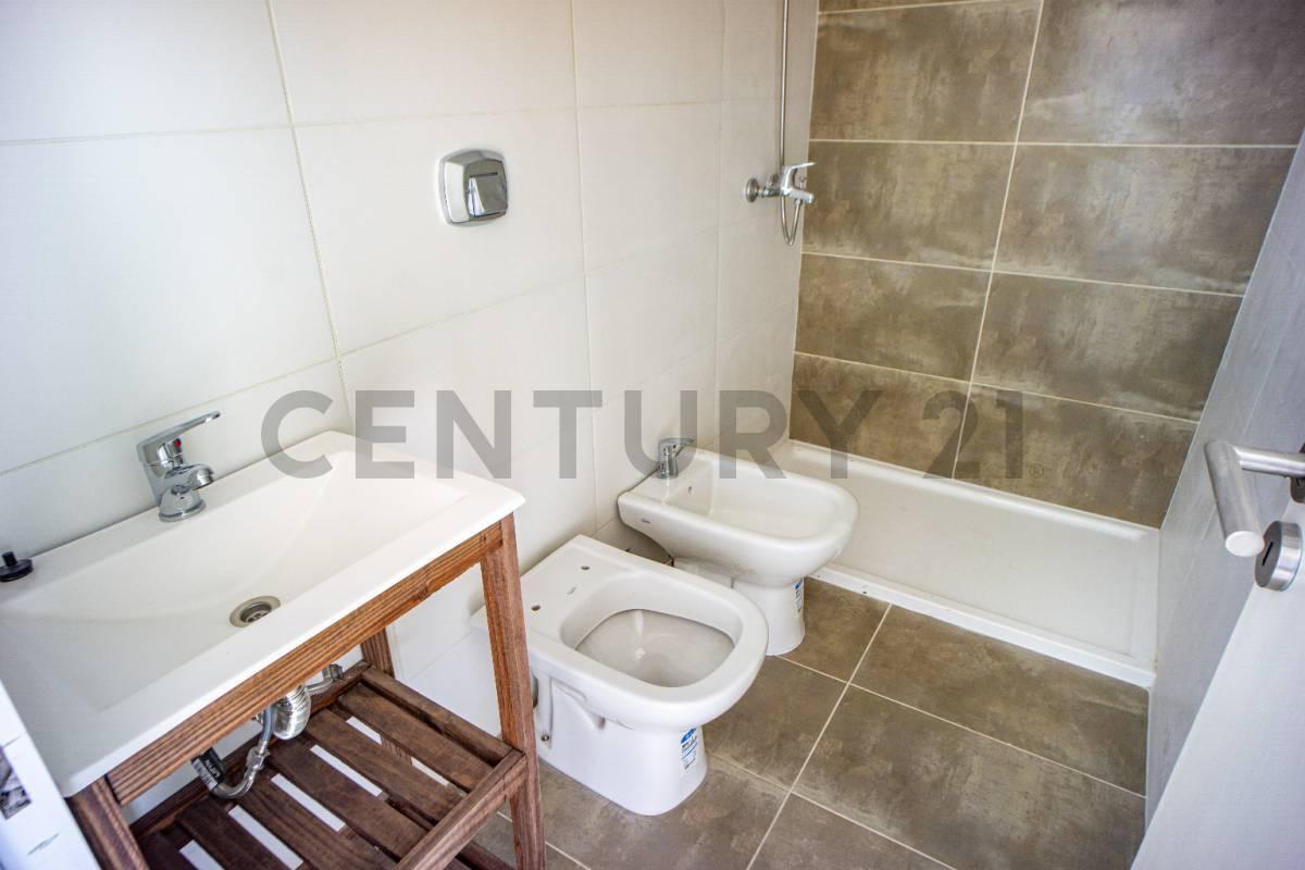 VENTA DEPARTAMENTO EN CONSTRUCCIÓ UN DORMITORIO BALCON PICHINCHA, ROSARIO