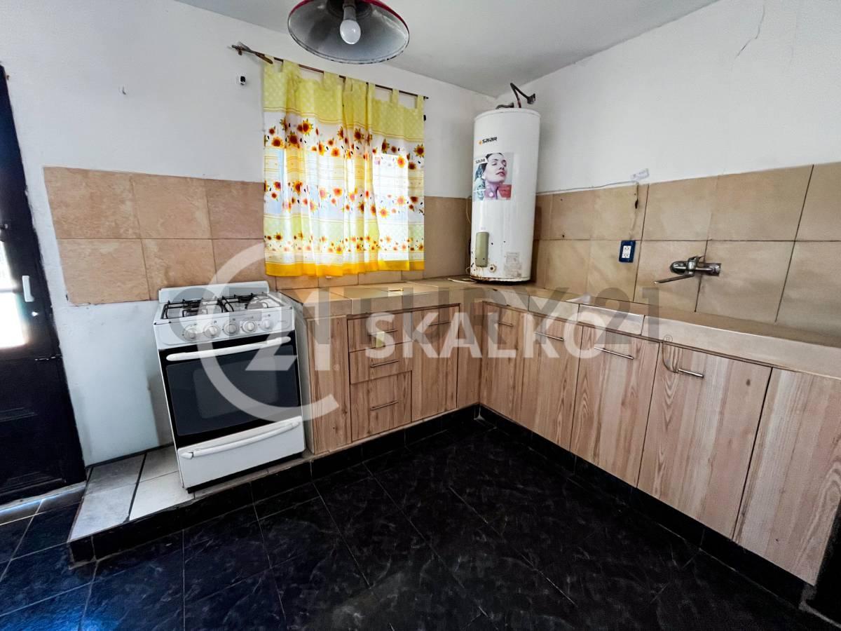 Foto de VENTA CASA DOS DORMITORIOS CON PILETA VILLA MUGUETA SANTA FE, imagen 4