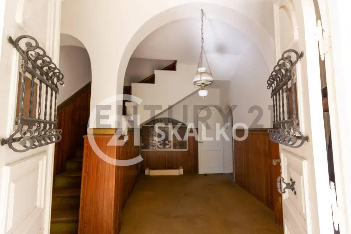 VENTA CASA 4 DORMITORIOS, 3 BAÑOS, PILETA, JARDIN, QUINCHO, BARRIO ROQUE SAENZ PEÑA, ROSARIO 5