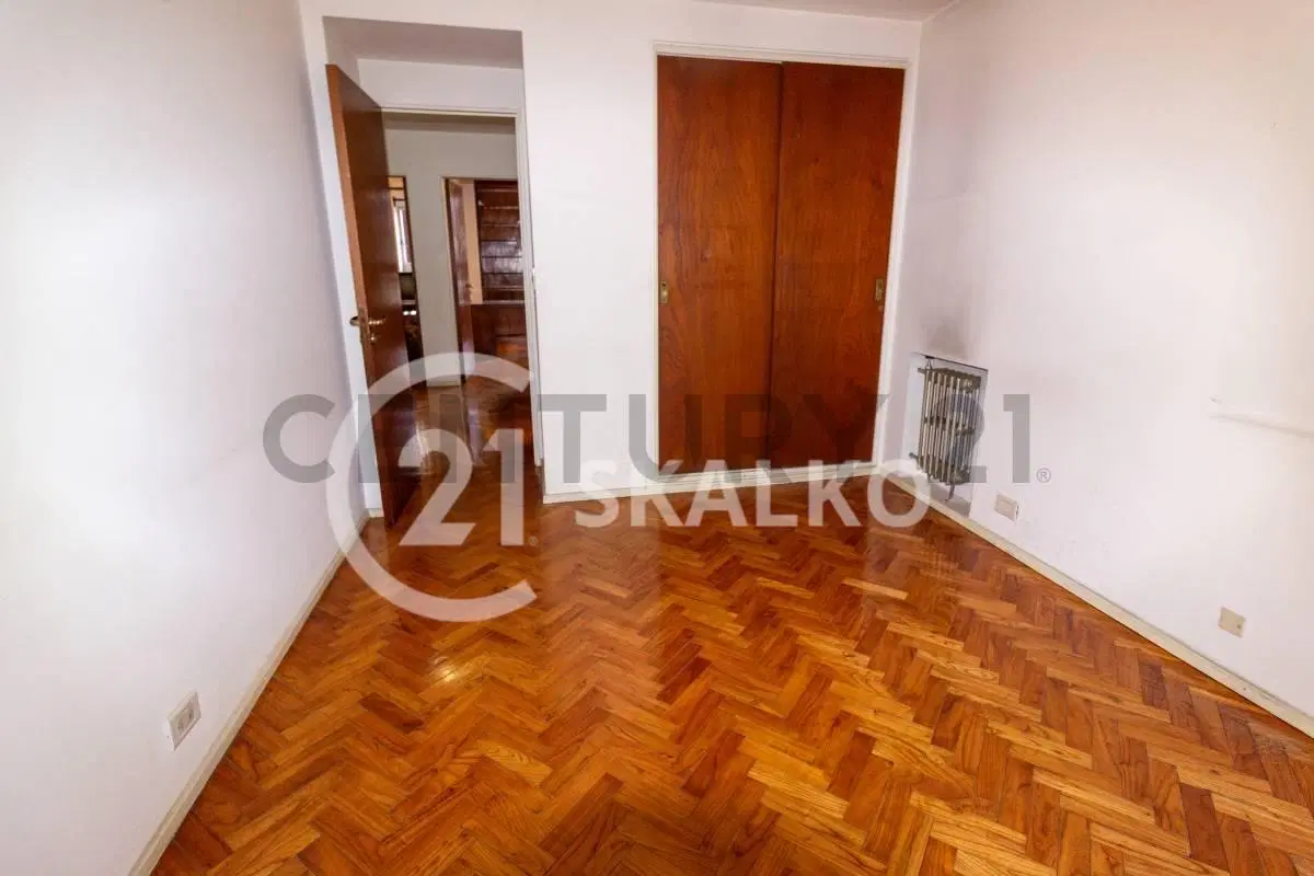 VENTA DEPARTAMENTO TRES DORMITORIOS + COMODIN, TRES BAÑOS, BALCÓN AL FRENTE, BARRIO MARTIN, ROSARIO 3