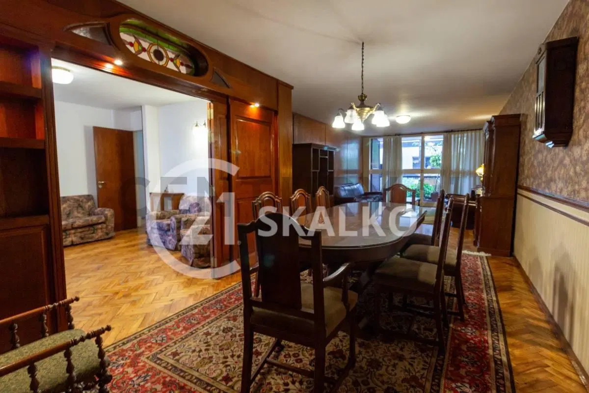 VENTA DEPARTAMENTO TRES DORMITORIOS + COMODIN, TRES BAÑOS, BALCÓN AL FRENTE, BARRIO MARTIN, ROSARIO 2
