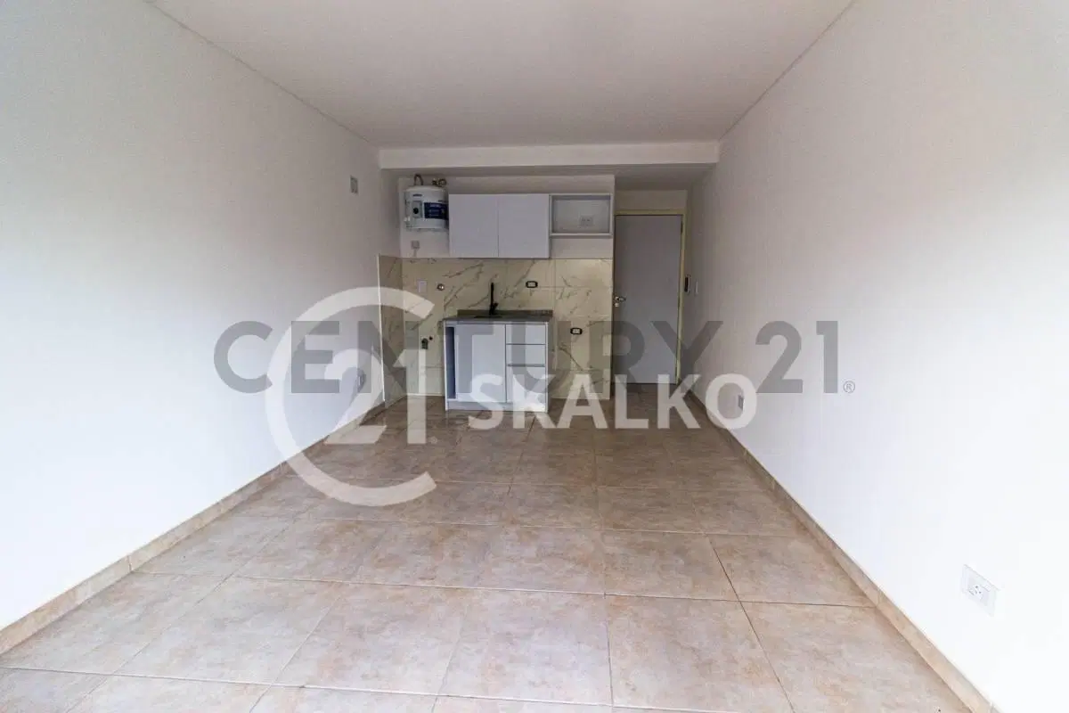 VENTA MONOAMBIENTE AL FRENTE CON BALCON 2
