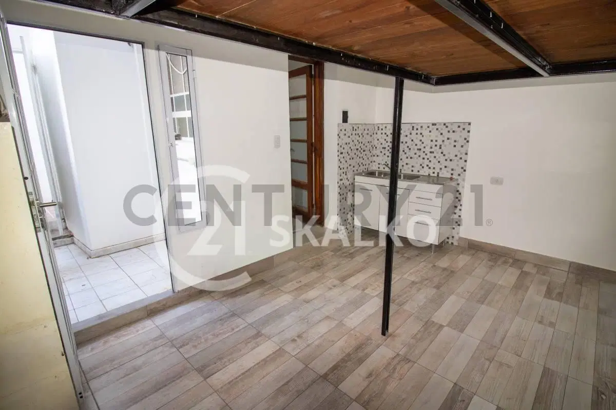 VENTA MONOAMBIENTE DE PASILLO, PICHINCHA ROSARIO 8