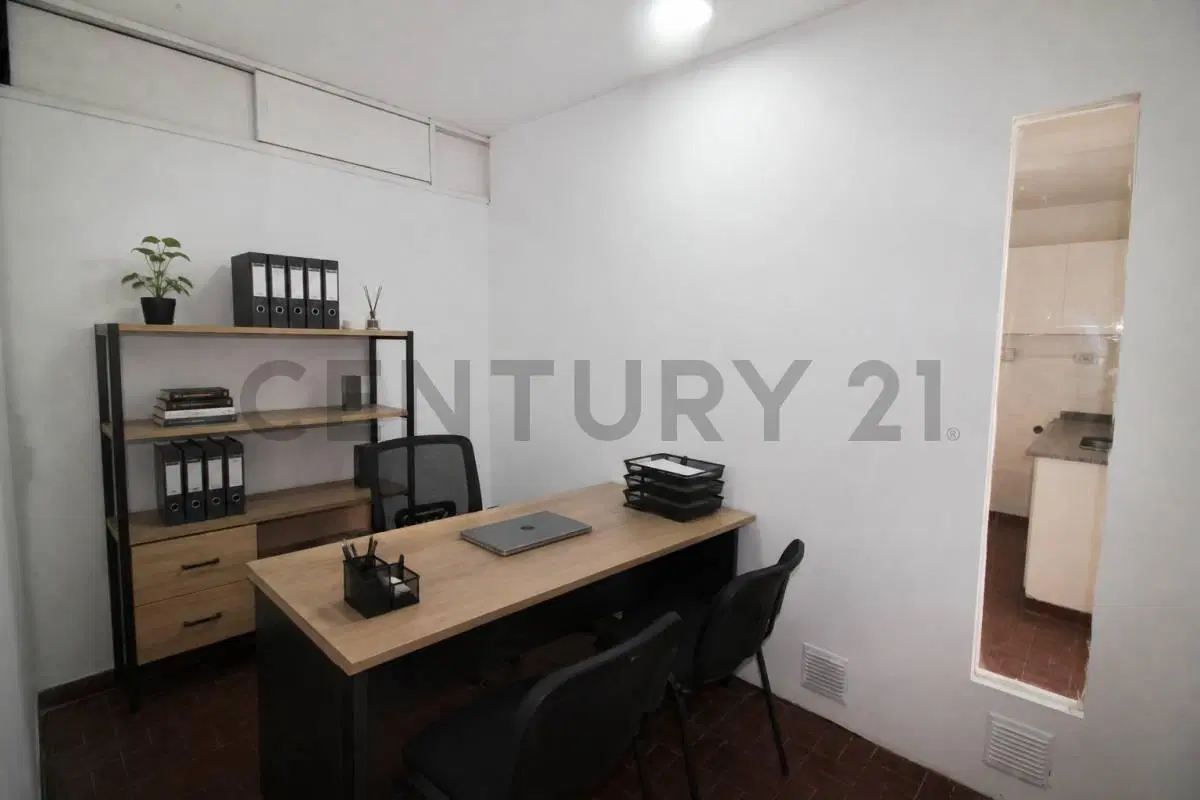 VENTA DEPARTAMENTO 2 DORMITORIOS, BALCON AL FRENTE, BARRIO MARTIN ROSARIO 5
